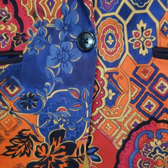 Jacket - Picture 2 of 4